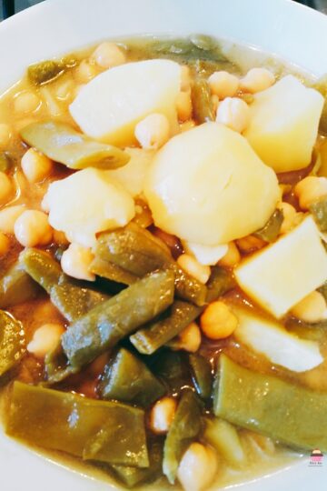 Plato final de Cocido Rápido en Olla Express con pringá y garbanzos